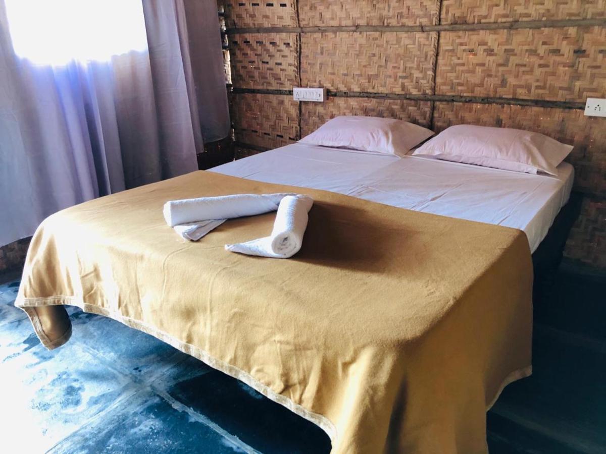 Island Vibes Hotel Хампи Екстериор снимка